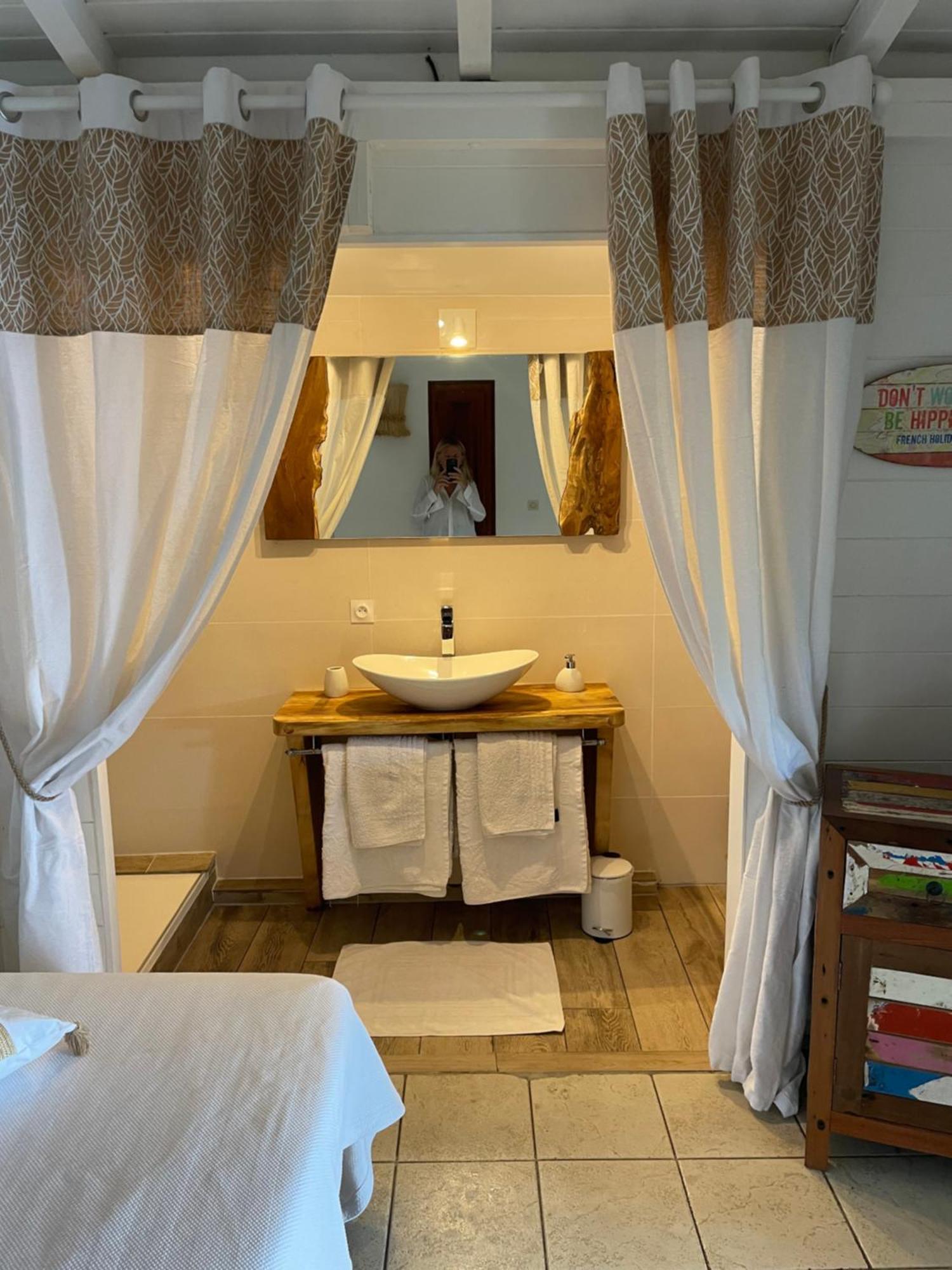 Villa Pelican Lodge Deshaies Εξωτερικό φωτογραφία